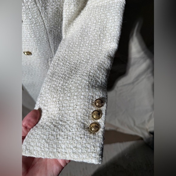 Rachel Zoe White Double-Breasted Blazer with Gold Buttons - Picture 4 of 9